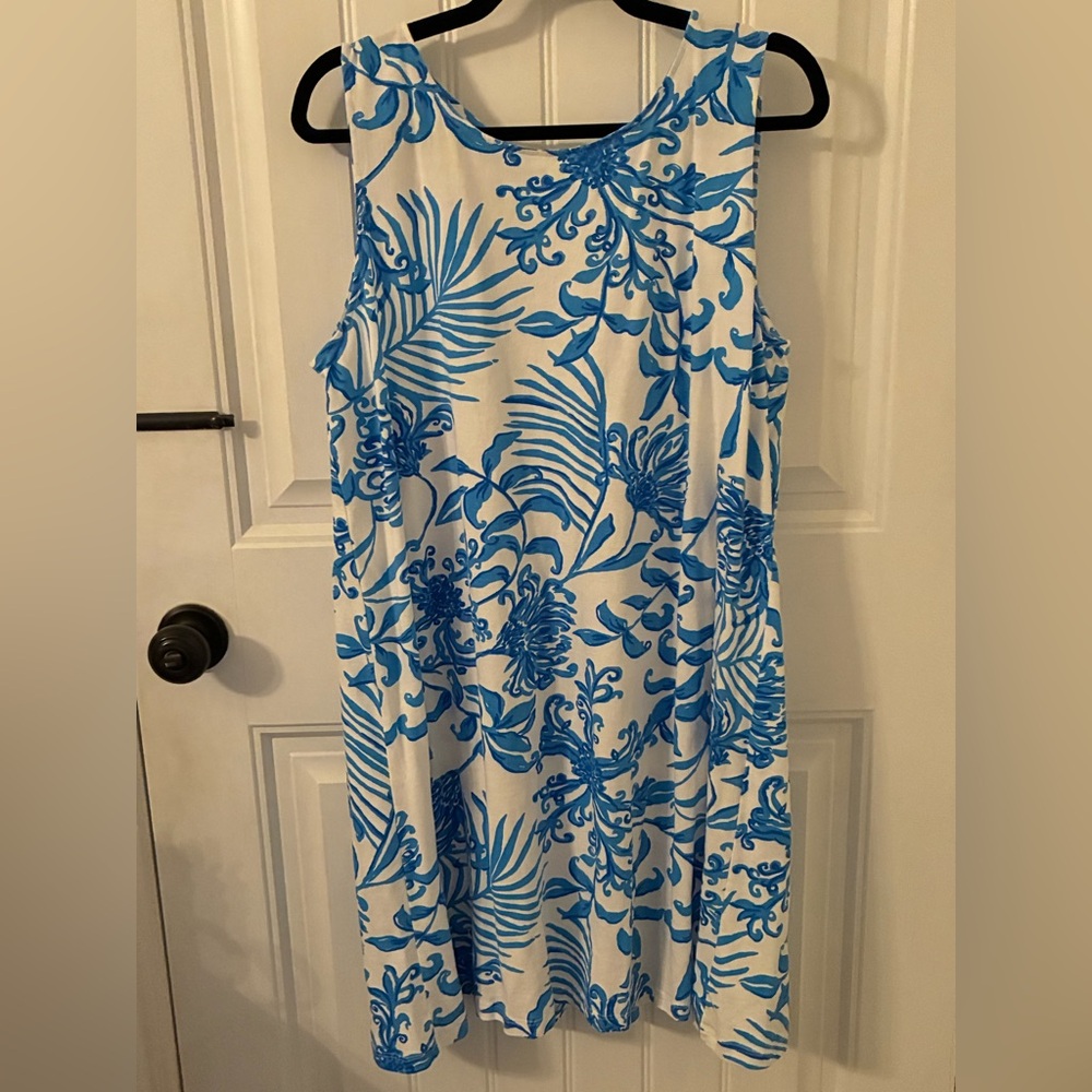 Lilly Pulitzer Blue and White Floral Sleeveless Dress with twist back